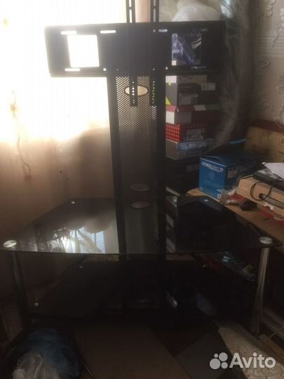 Стойка под телевизор