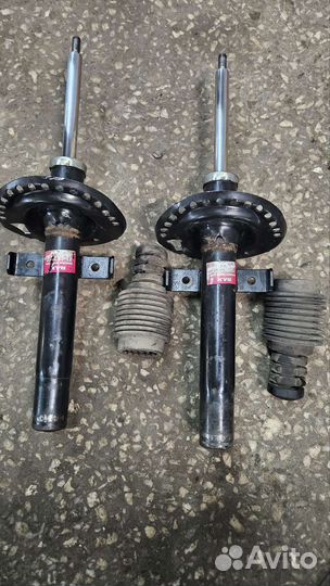 Амортизаторы передние Megane 2