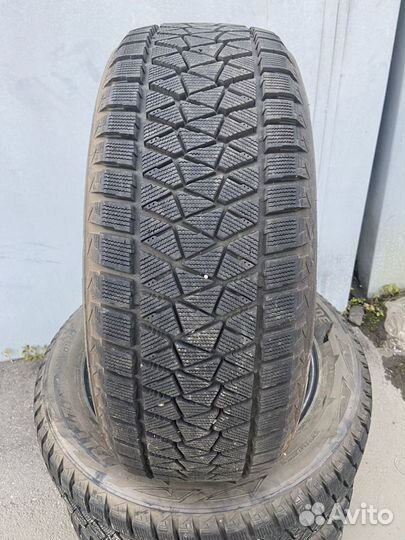 Bridgestone Blizzak DM-V2 245/55 R19 103T