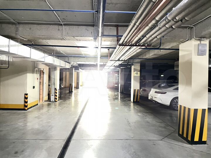 Машиноместо, 14 м²