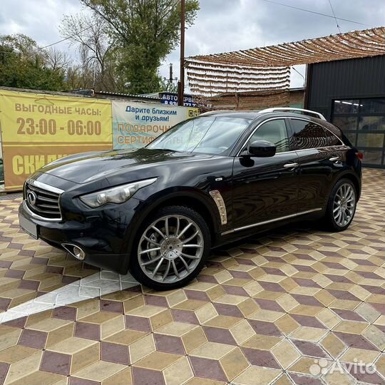 Infiniti FX37 3.7 AT, 2012, 147 352 км