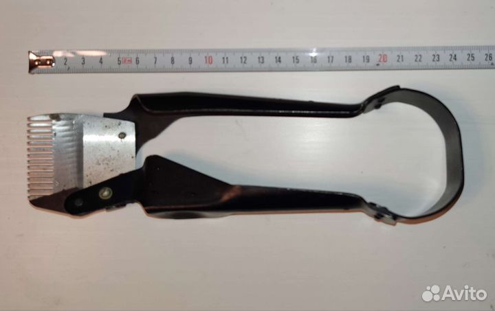 Расчески и аксесуары для собак и кошек