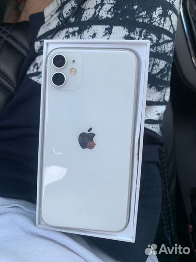 iPhone 11, 128 ГБ