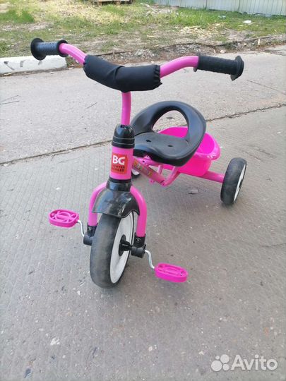 Велосипед четырехколесный