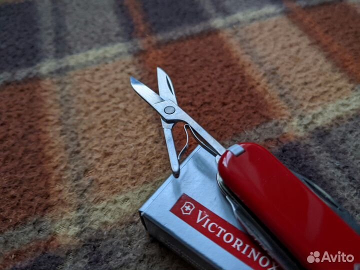 Нож-брелок Victorinox Rambler