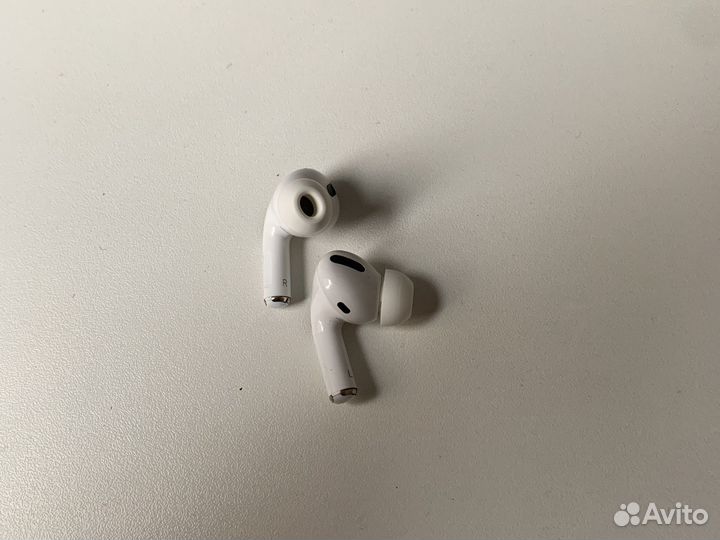 Наушники airpods pro без кейса