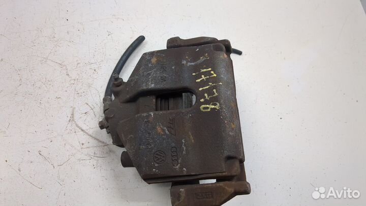 Суппорт Volkswagen Passat CC, 2013