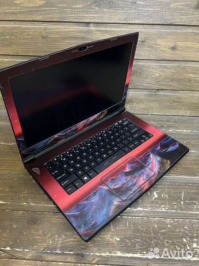 Ноутбук MSI