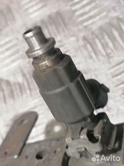 Форсунка двигателя Nissan X-trail 2007 2014