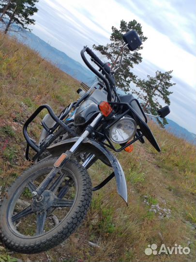 Продам рейсер турист 200