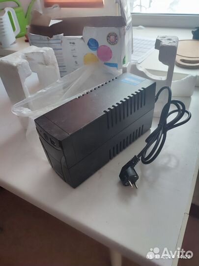 Ибп бесперебойник apc 500Вт