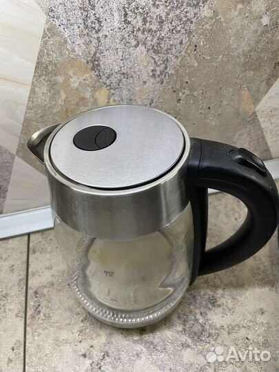 Чайник электрический polaris