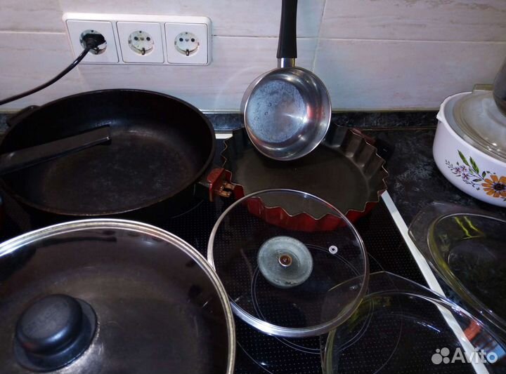 Кастрюли сковородки крышки ковши форма для выпечки