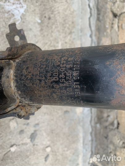 Передний аммортизатор