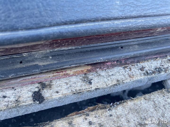 Дверь задняя левая toyota carina 170