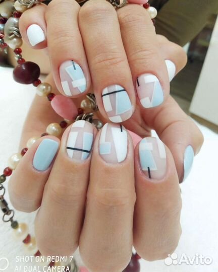 Мастер маникюра и педикюра