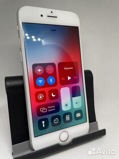 Телефон iPhone 6s 64gb