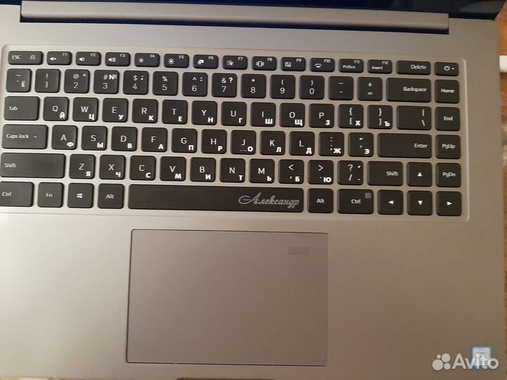 Xiaomi Mi notebook pro 15.6. intel core i7, 8gb