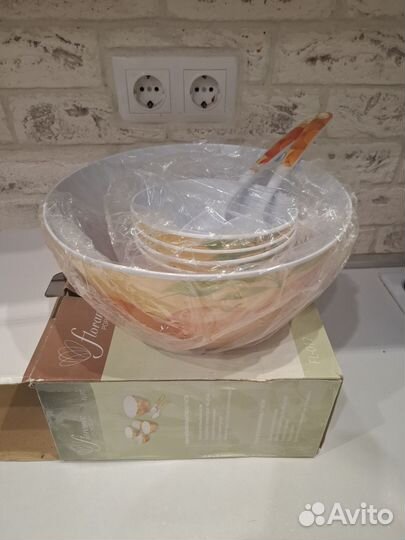 Набор посуды из пластика