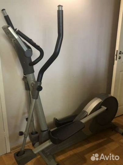 Эллиптический тренажер torneo