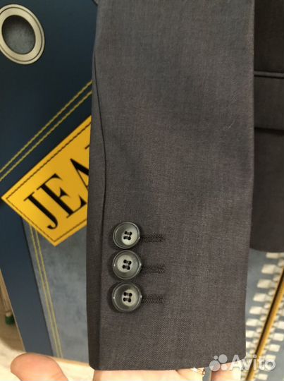 Пиджак для мальчика 134