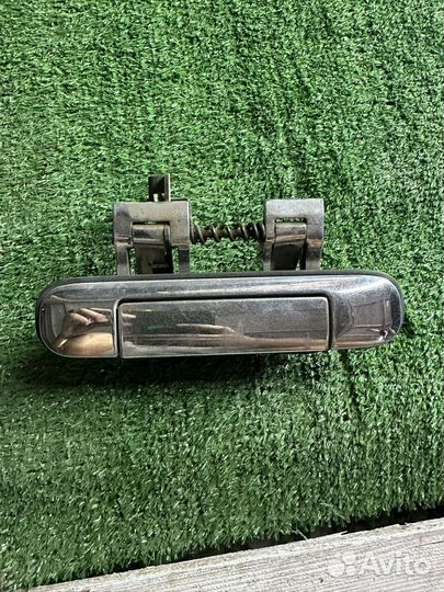 Ручка крышки багажника Nissan cube z10