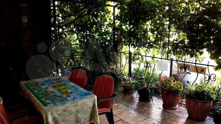 2-к. квартира, 63 м², 1/4 эт.