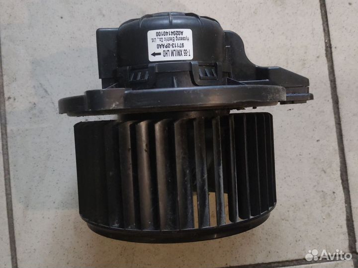 Моторчик печки KIA Sorento 2 XM