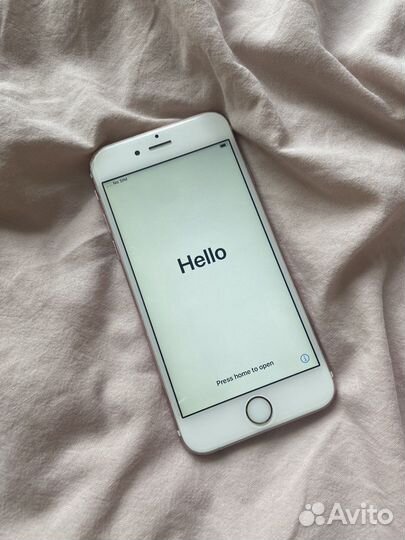 Телефон iPhone 6s