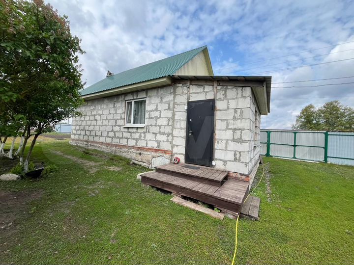 Дом 48 м² на участке 6 сот.