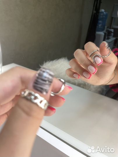 Маникюр педикюр чмр