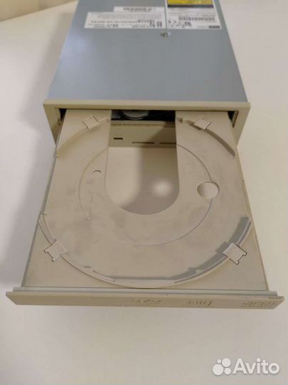 Пишущий dvd дисковод ide