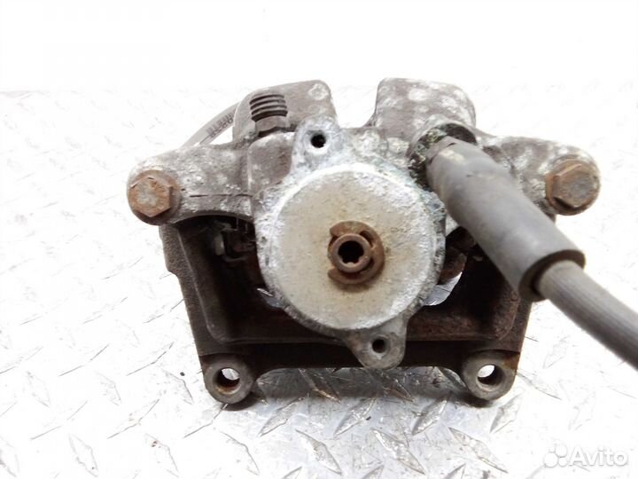 Суппорт задний правый Audi A8 D3