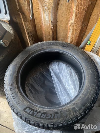 Michelin X-Ice North 4 SUV 235/55 R19 98T