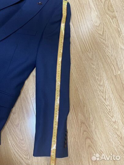 Продам костюм из магазина sibsuits