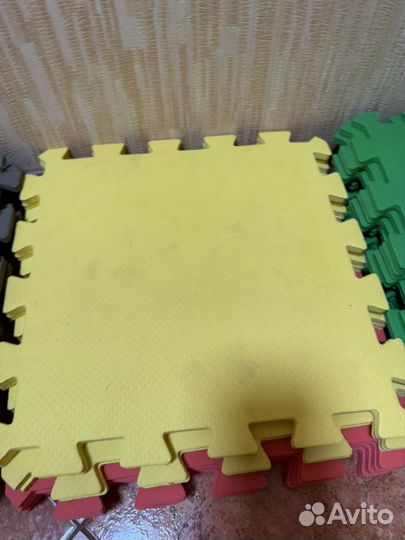 Детский коврик из пазлов