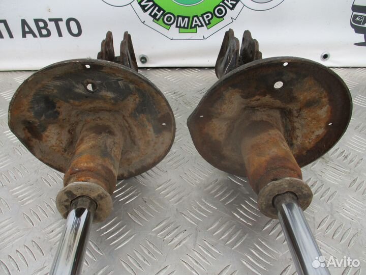 Амортизатор передний Hyundai Sonata 3 2.0 1996г