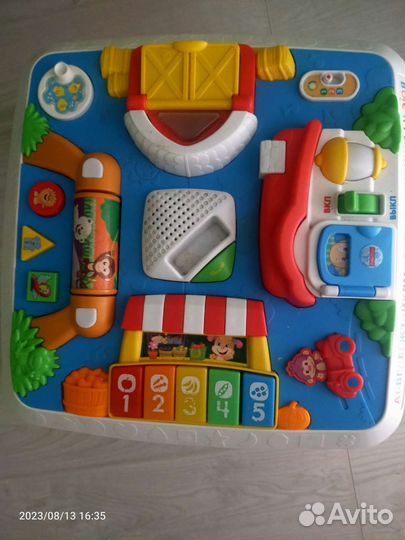 Развивающий столик