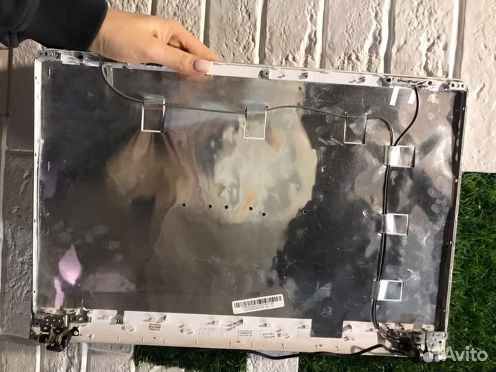 Корпус крышка (матрицы) Sony Vaio PCG-71511V