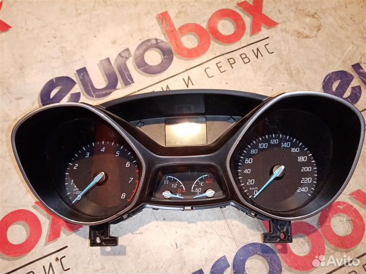 Панель приборов Ford Focus III 2011