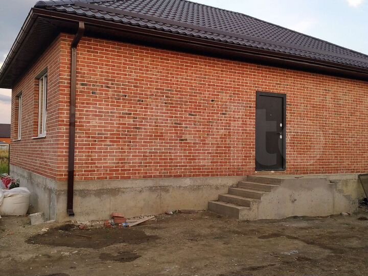 Дом 81 м² на участке 4 сот.