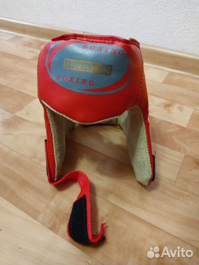 Боксерские перчатки 6 oz. Шлем, ракушка