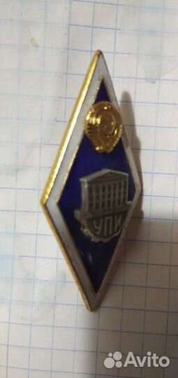 Значки ромбы