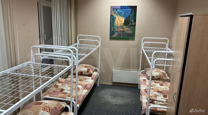 Комната 98 м², 1/3 эт.