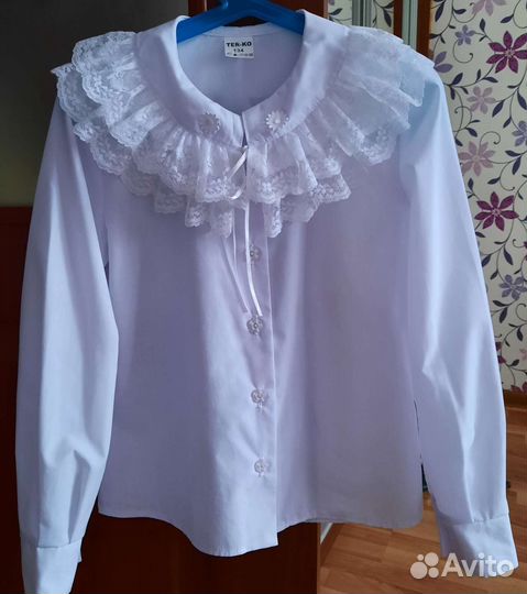Блузка школьная новая