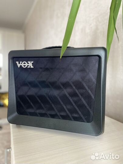 Гитарный комбоусилитель VOX VX15-GT