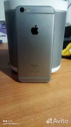 iPhone 6S, 64 ГБ