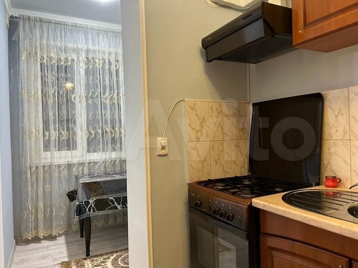 2-к. квартира, 60 м², 1/4 эт.