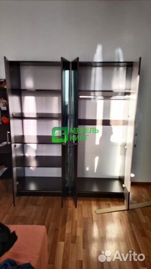 Шкаф с зеркалом