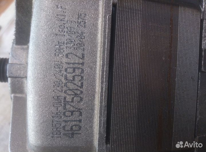 Двигатель стир маш Whirlpool AWE6314/1